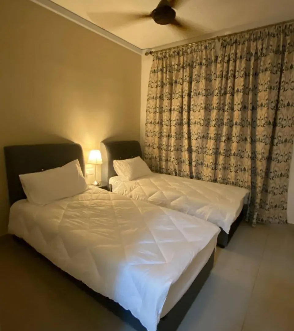 Διαμέρισμα A To Z Panorama Family Friendly Homestay Τζόχορ Μπάχρου